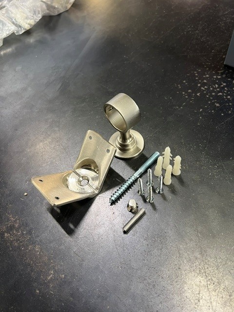 SUPPORT INTERMEDIAIRE DE COIN EXTERIEUR POUR CORDE Ø28 mm DE RAMPE D'ESCALIER